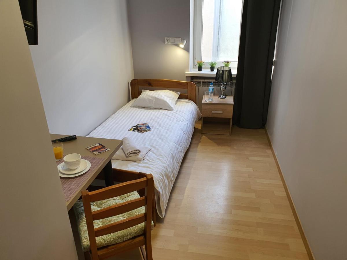Jasna Hotelik Self Check-In Warsaw Exterior photo