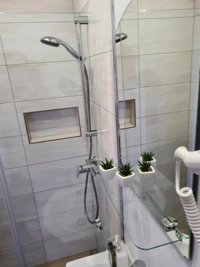Jasna Hotelik Self Check-In Warsaw Exterior photo